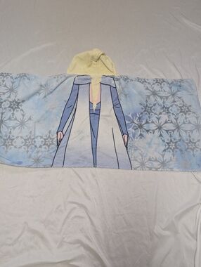 Disney Frozen 2 Elsa Hooded Toddler Kids Towel 100% Cotton Princess READ
